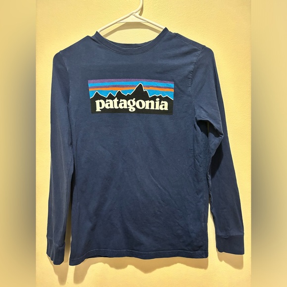 Patagonia Other - Patagonia Boys Long Sleeved Graphic Organic Cotton Shirt Navy Size L (12)